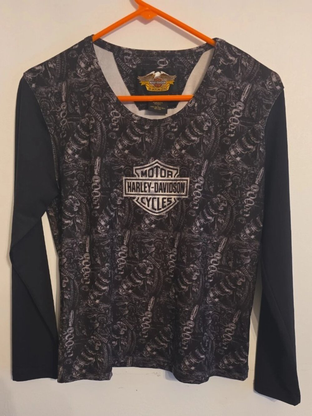 HARLEY DAVIDSON Woman's Long Sleeve Spandex Top Graphic Shirt Gears Black Large